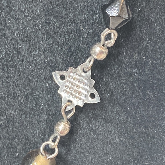 46" Extra Long Single Strand Wire Wrapped Beaded Necklace - Picture 4 of 10